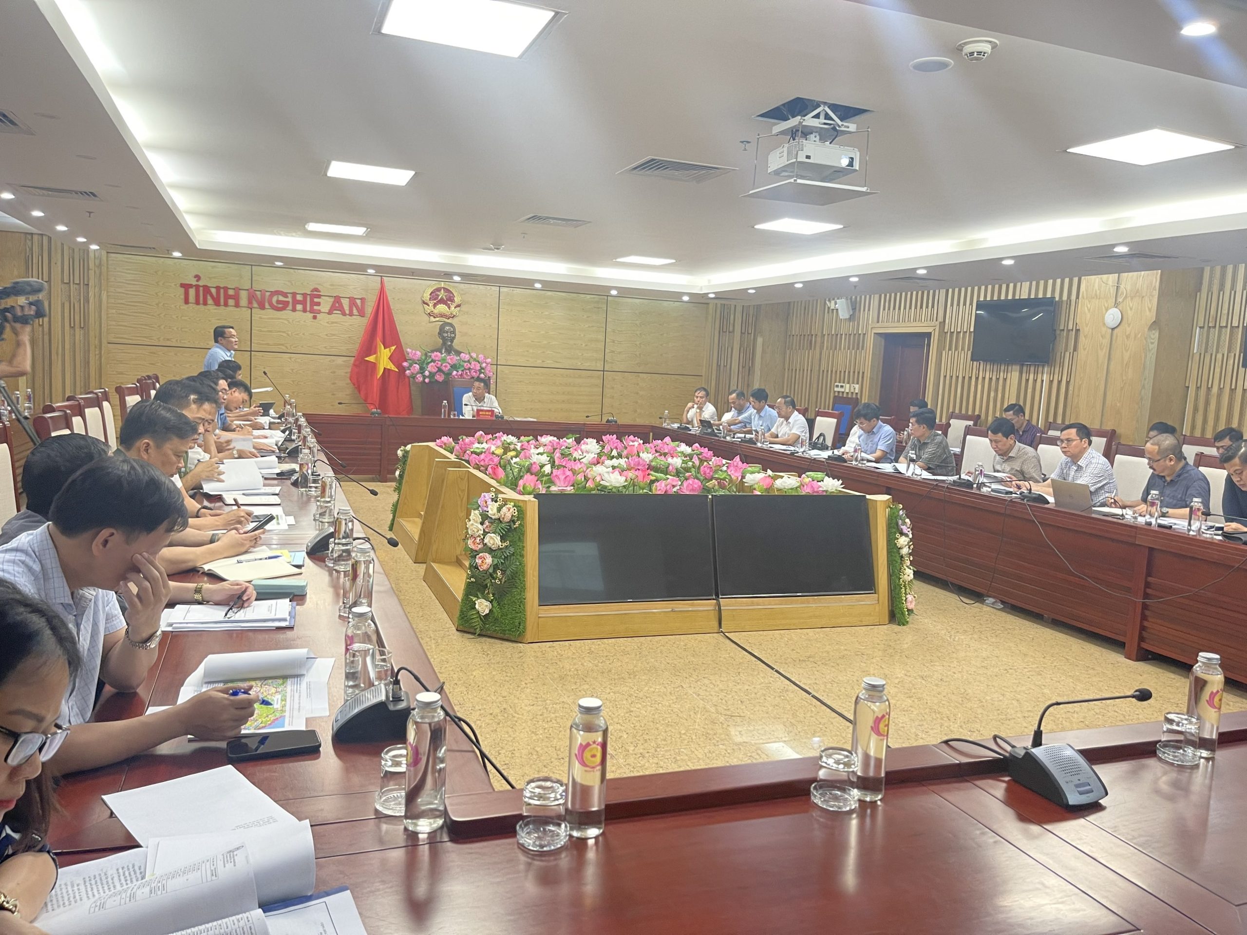 UBND TỈNH NGHE VÀ CHO Ý KIẾN VỀ ĐỒ ÁN QUY HOẠCH CHUNG KHU LÂM NGHIỆP ỨNG DỤNG CÔNG NGHỆ CAO VÙNG BẮC TRUNG BỘ ĐẾN NĂM 2045